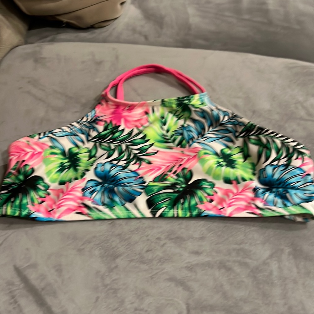 Top bathing suit piece